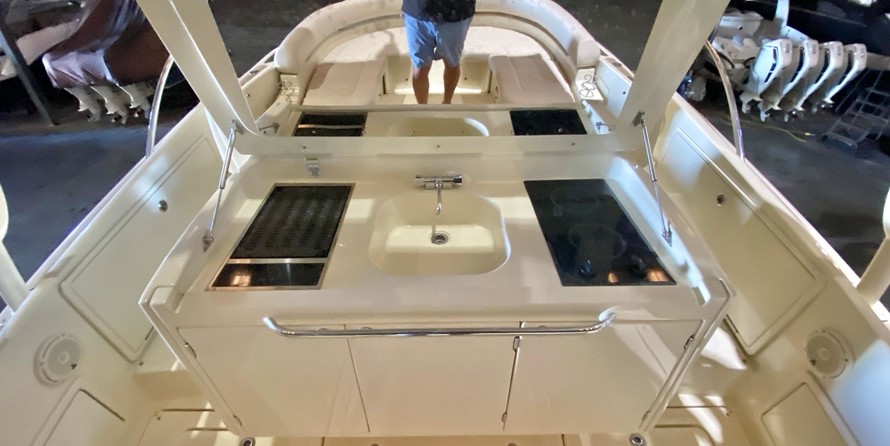 Chris-Craft Launch 38