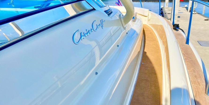 Chris-Craft Launch 38