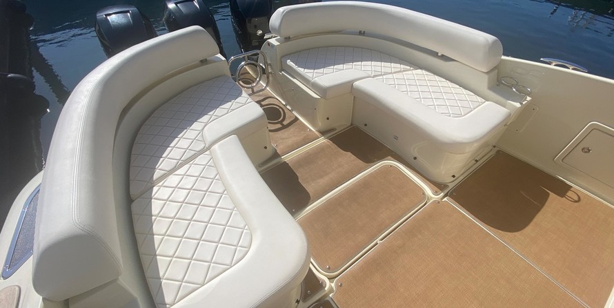 Chris-Craft Launch 38