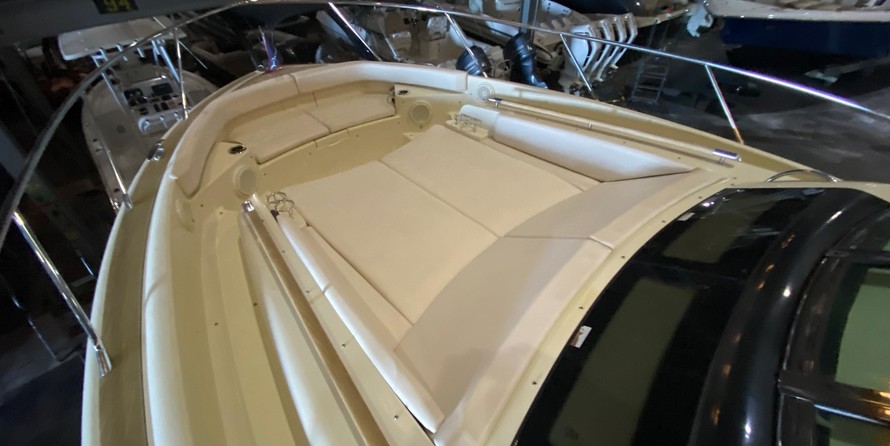 Chris-Craft Launch 38