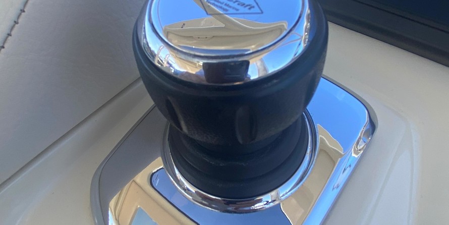 Chris-Craft Launch 38