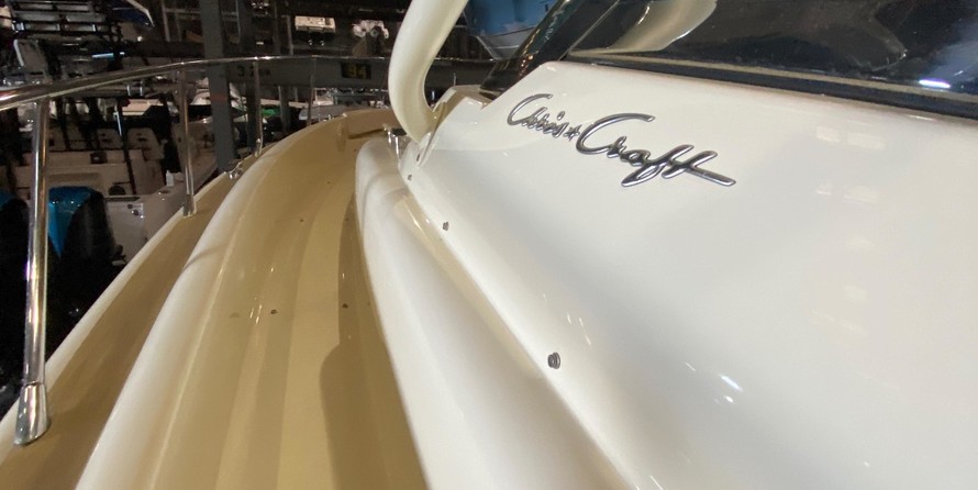 Chris-Craft Launch 38