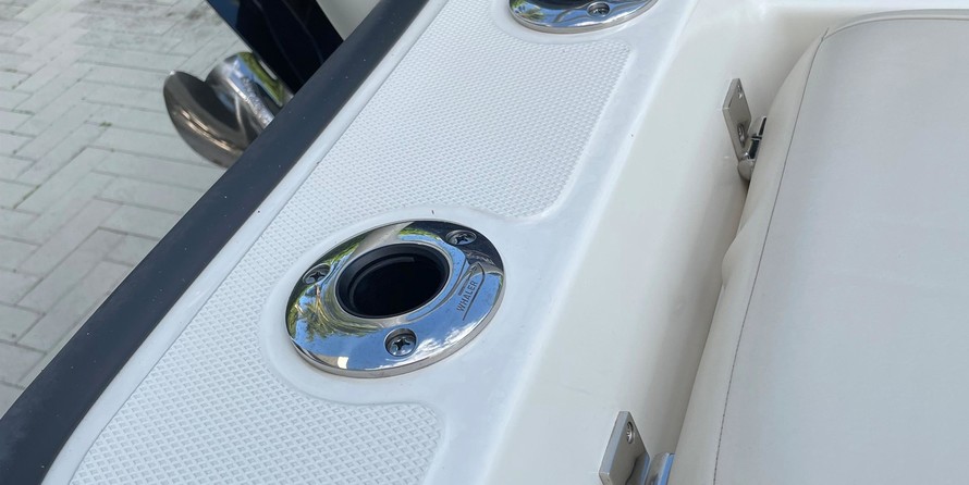 Boston Whaler 170 Montauk