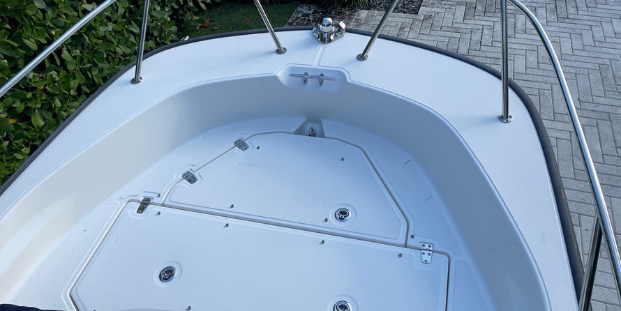 Boston Whaler 170 Montauk