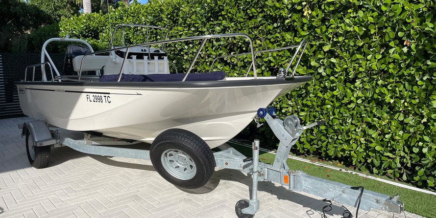 Boston Whaler 170 Montauk