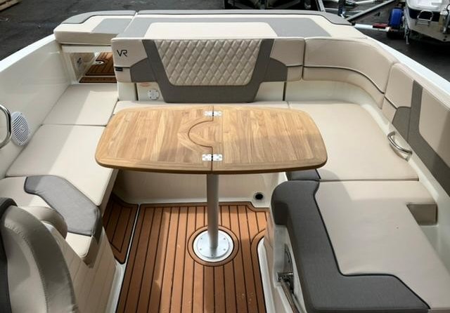 Bayliner VR6 BOWRIDER