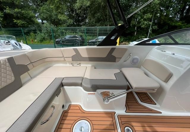 Bayliner VR6 BOWRIDER