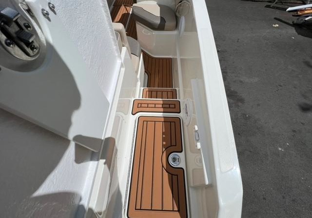 Bayliner VR6 BOWRIDER