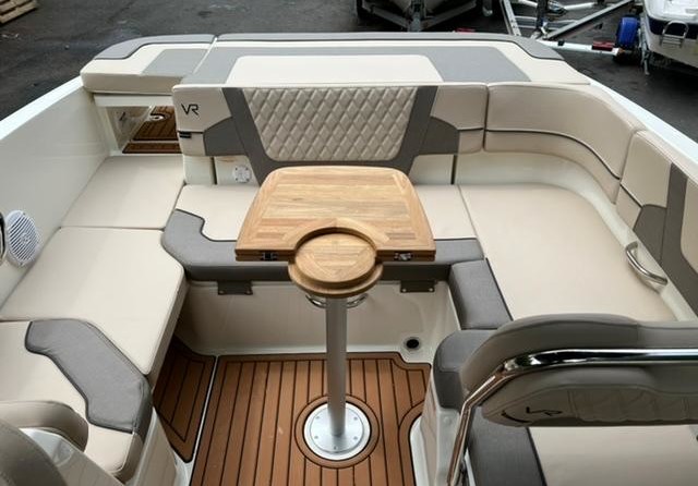 Bayliner VR6 BOWRIDER