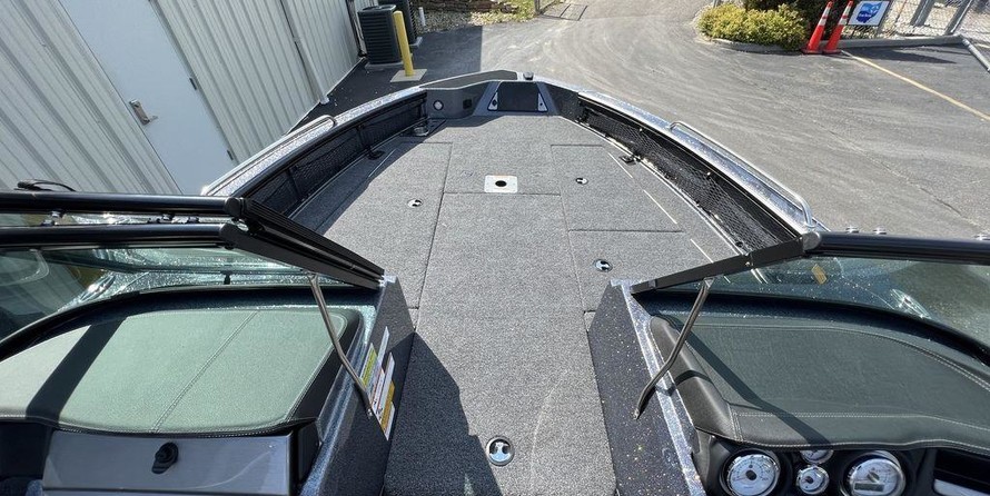 Lund Boats 202 Pro-V GL