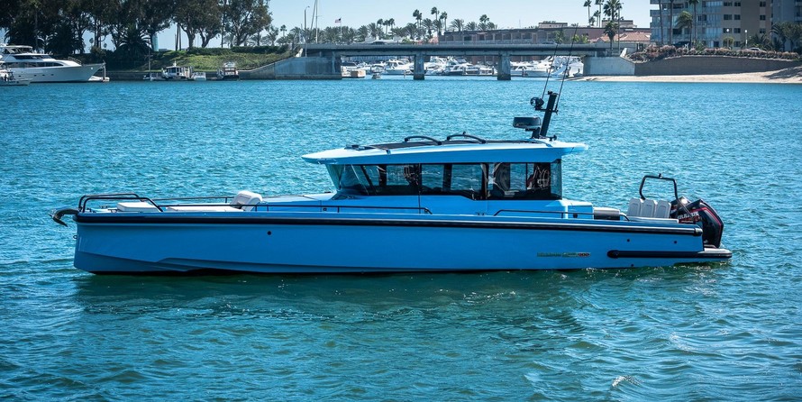 BRABUS Shadow 900 XC Cross Cabin Glacier Blue