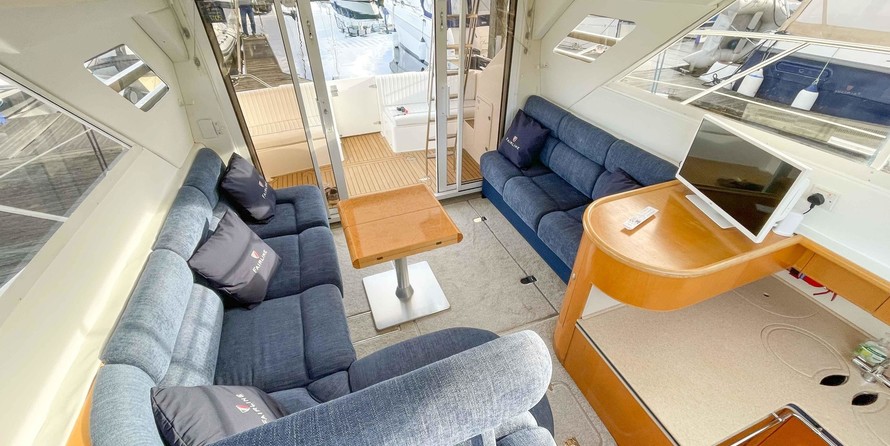 Fairline Phantom 37