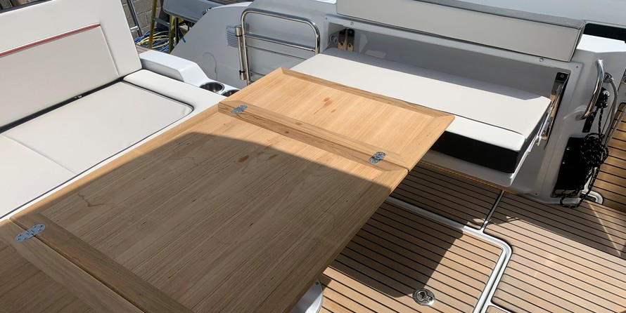 Jeanneau Cap Camarat 10.5