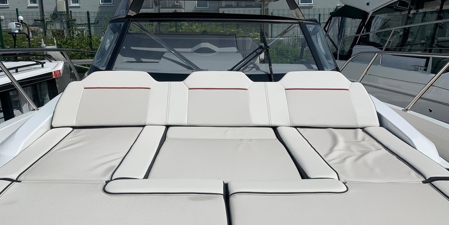 Jeanneau Cap Camarat 10.5