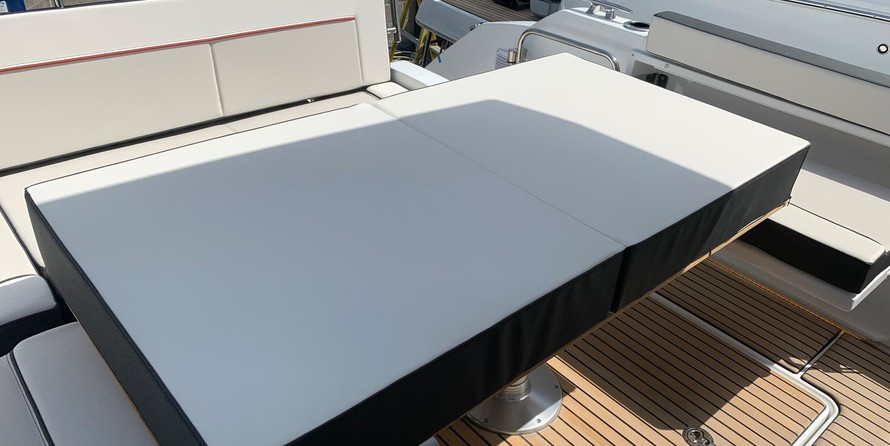 Jeanneau Cap Camarat 10.5