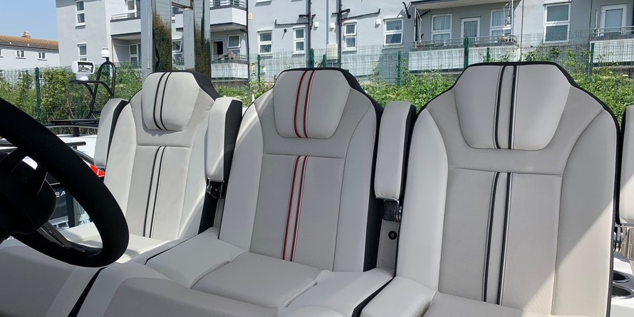 Jeanneau Cap Camarat 10.5