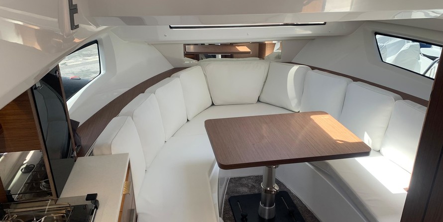 Jeanneau Cap Camarat 10.5