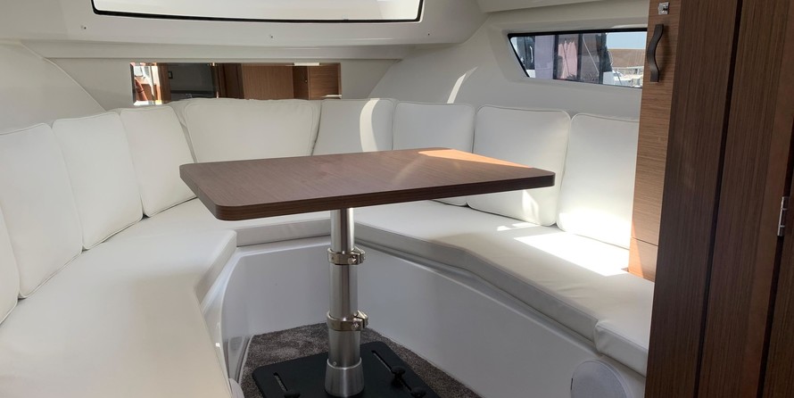 Jeanneau Cap Camarat 10.5