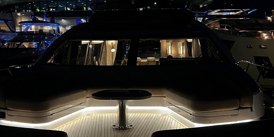 Azimut S8