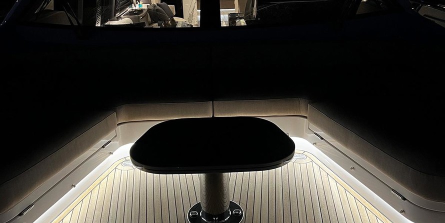 Azimut S8