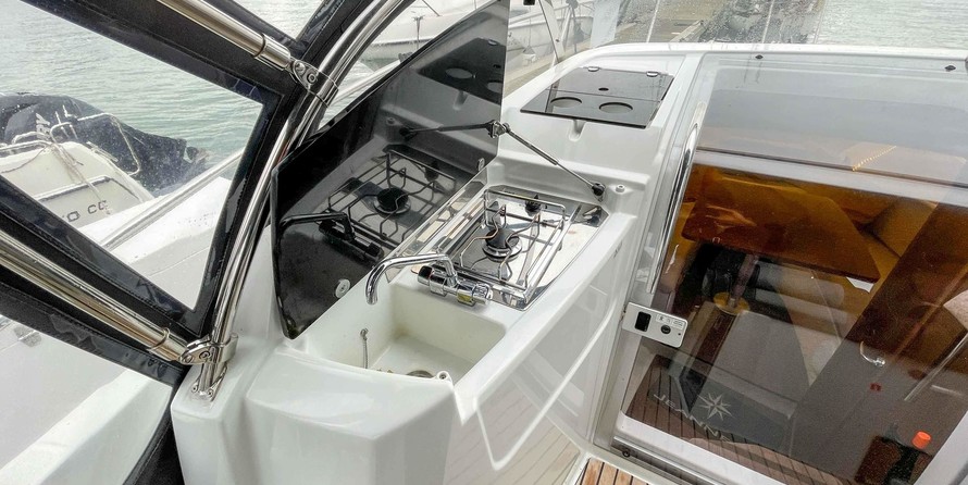 Jeanneau Cap Camarat 9.0 WA