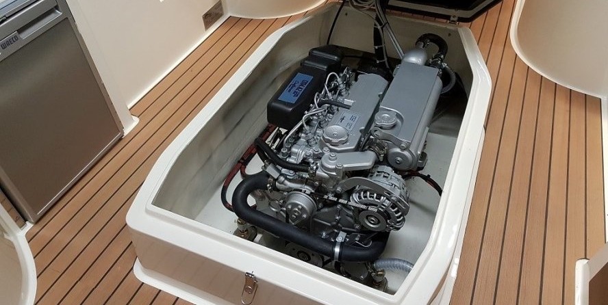 Seafarer 535 pilot boat - inboard diesel