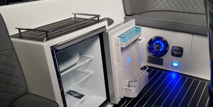 Seafarer 535 pilot boat - inboard diesel