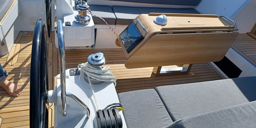 Wauquiez Pilot Saloon 48