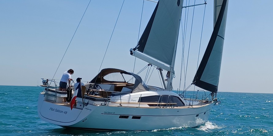 Wauquiez Pilot Saloon 48