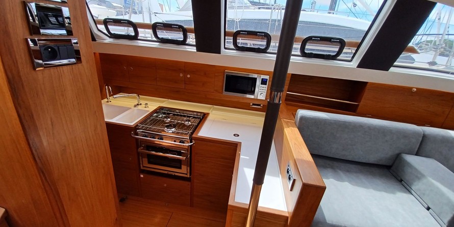 Wauquiez Pilot Saloon 48