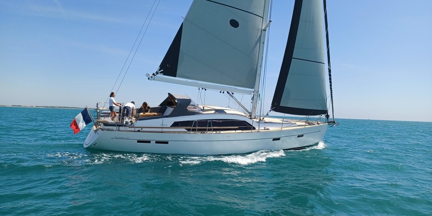 Wauquiez Pilot Saloon 48