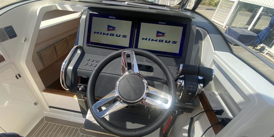 Nimbus Tender 9