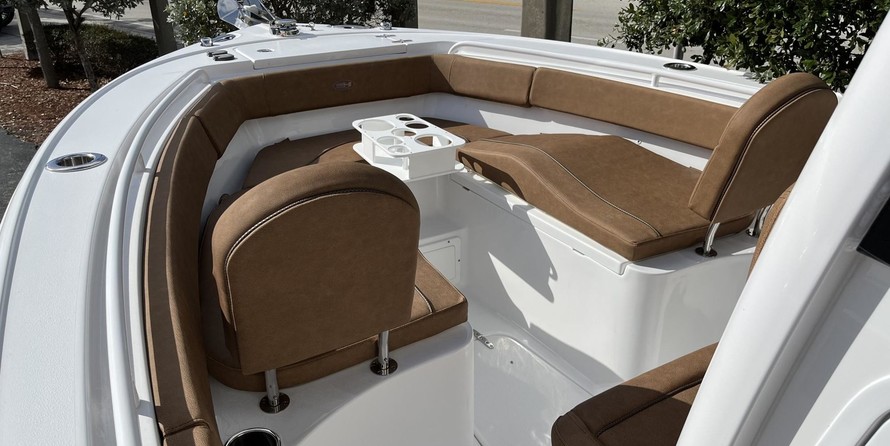 Sea Ray hunt ultra 211