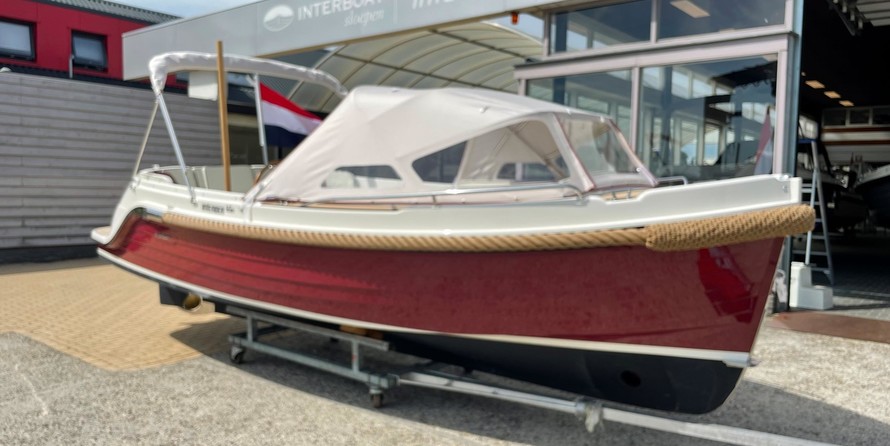 Interboat intender 650