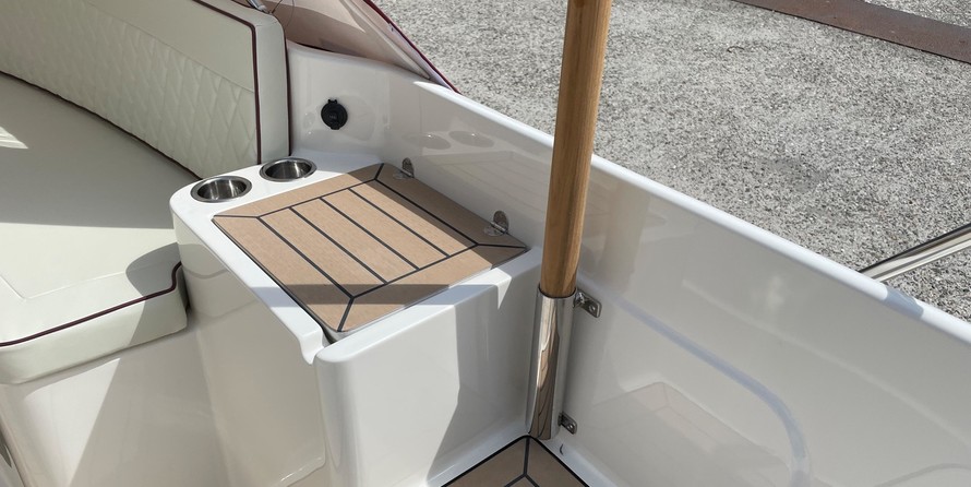 Interboat intender 650