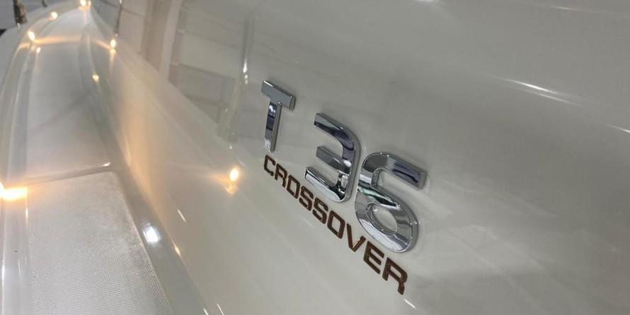 Cranchi T 36 Crossover