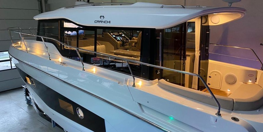 Cranchi T 36 Crossover