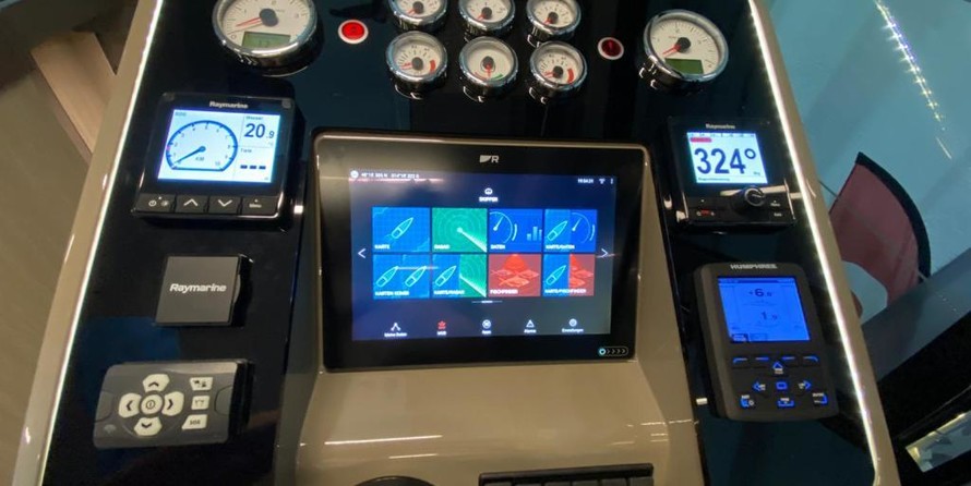 Cranchi T 36 Crossover