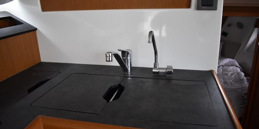 Beneteau Swift Trawler 35