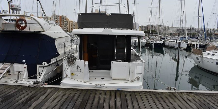 Beneteau Swift Trawler 35