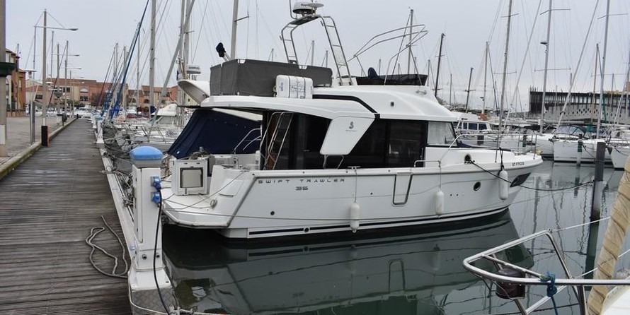 Beneteau Swift Trawler 35