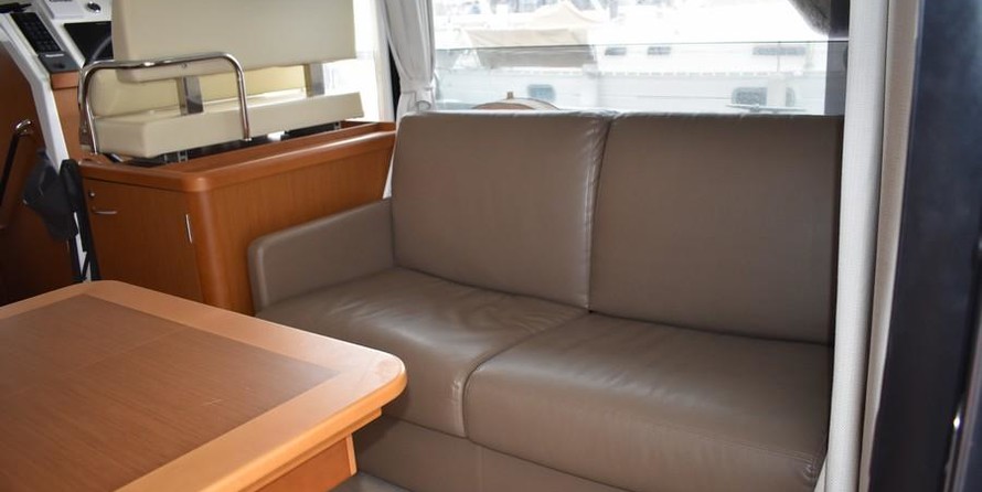 Beneteau Swift Trawler 35