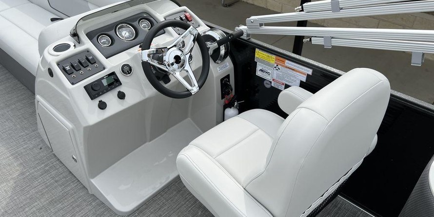 Larson LX 850 Classic SF