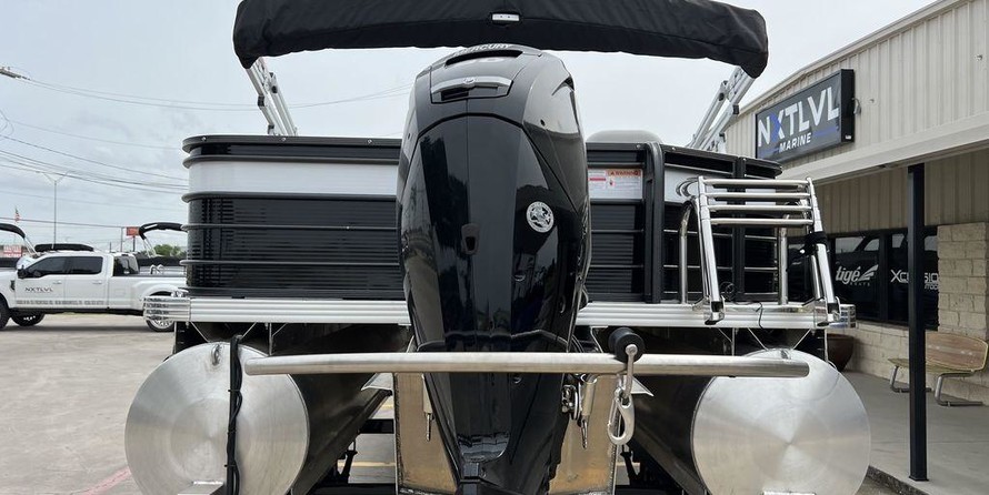 Larson LX 850 Classic SF