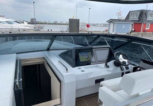 Custom bray ocean rover 132