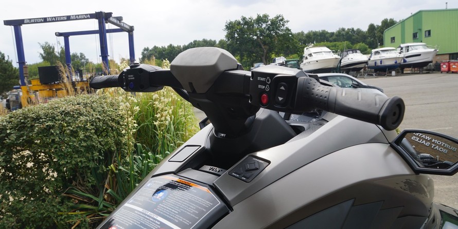 Yamaha WaveRunner GP1800R SVHO