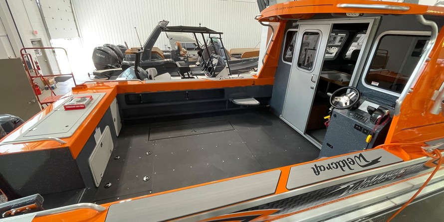 Weldcraft 300 Cuddy King