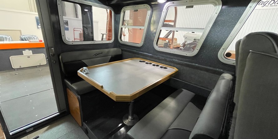 Weldcraft 300 Cuddy King