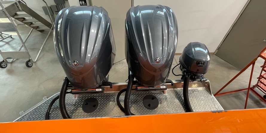 Weldcraft 300 Cuddy King