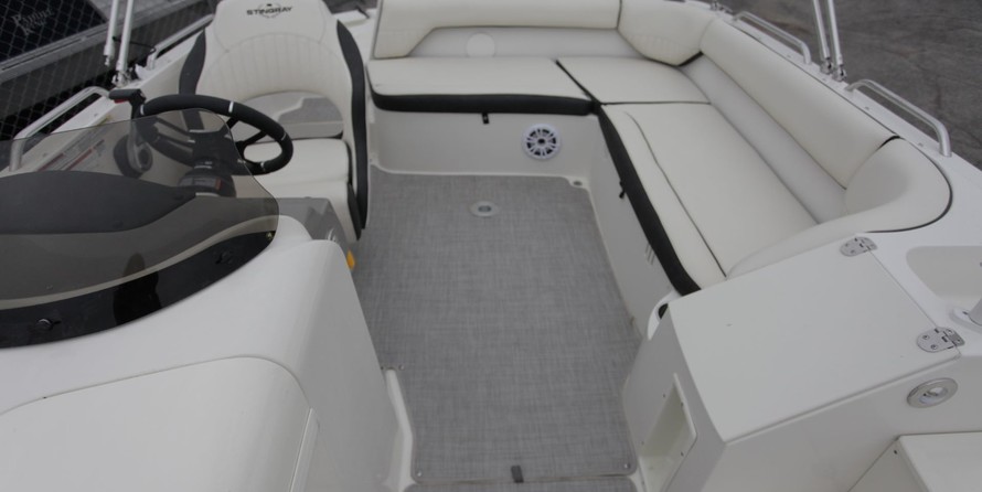 Stingray 212SC